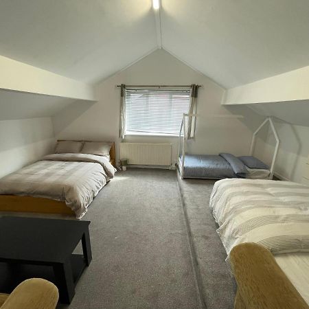Bethel Apartments ลีดส์ ภายนอก รูปภาพ